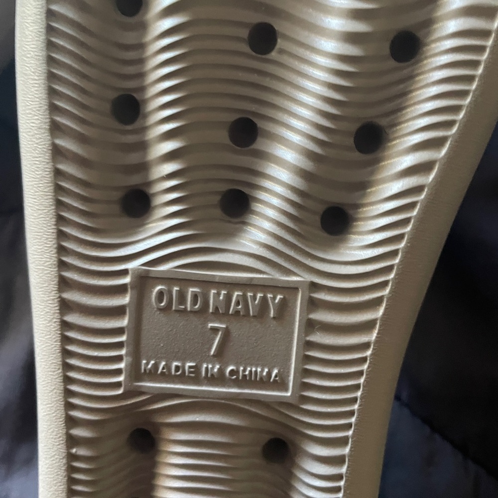 Old Navy Light Tan Slides